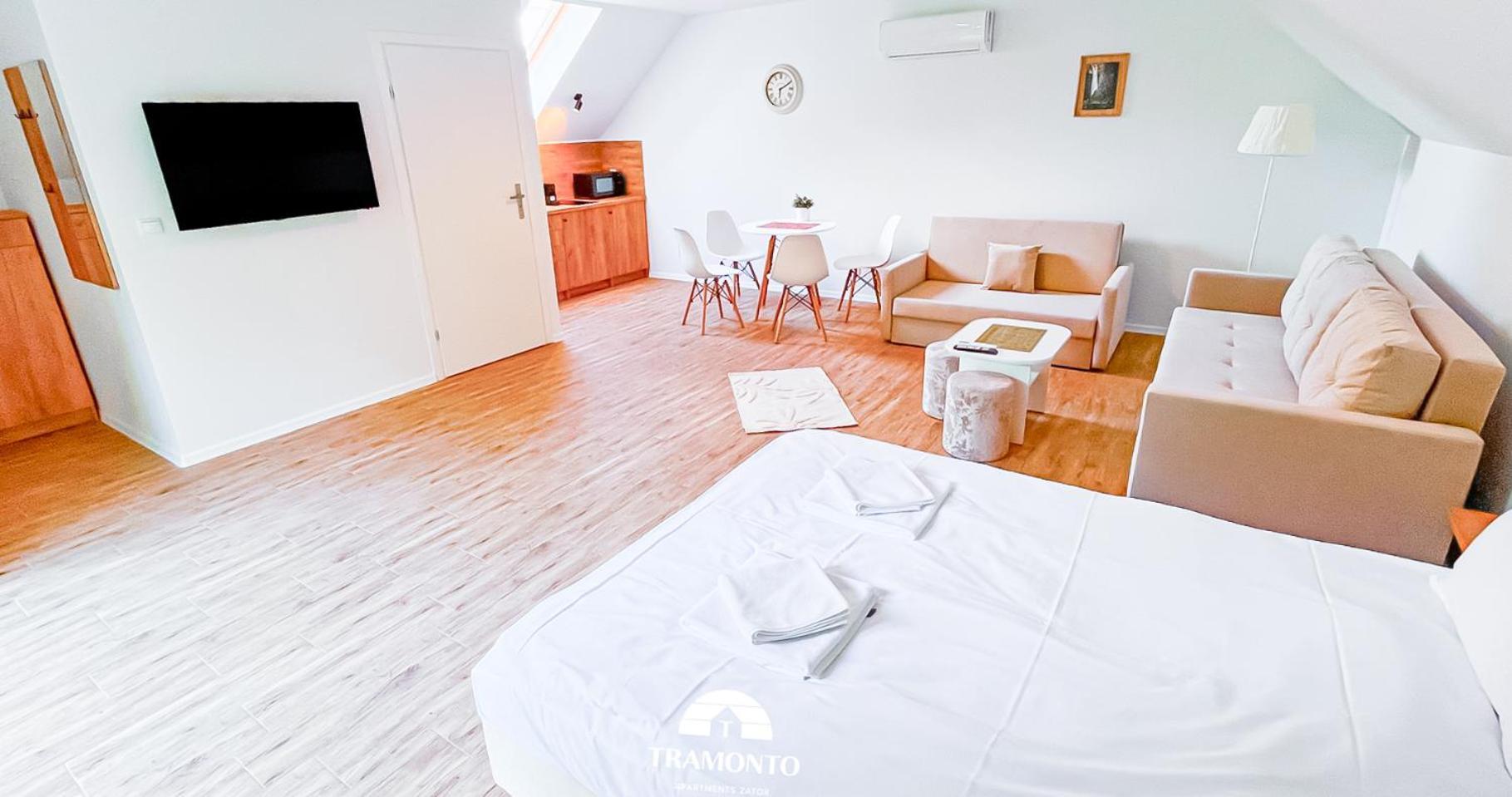 Tramonto Apartments Zator Przeciszow Екстериор снимка