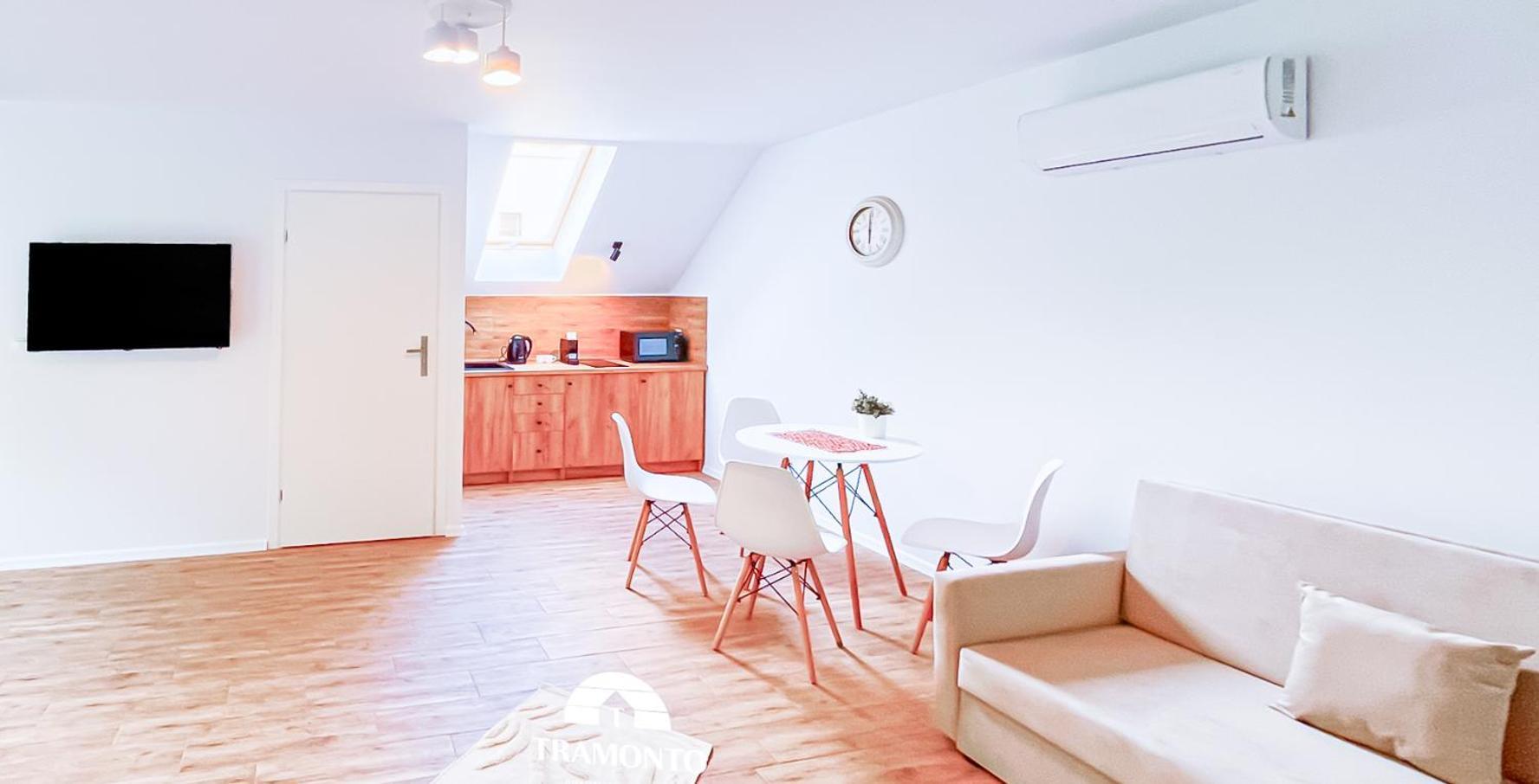 Tramonto Apartments Zator Przeciszow Екстериор снимка